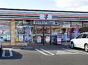 コンビニ「セブンイレブン 下野氏家勝山店まで400m」