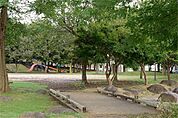 公園「風の丘公園まで909m」