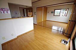 居間