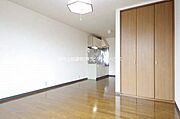 洋室13帖