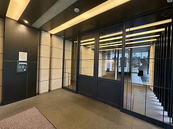 エントランスを拡大表示