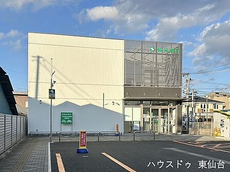 仙台銀行荒町支店 330m