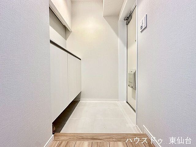 玄関 ライオンズマンション原町第3 8階/-