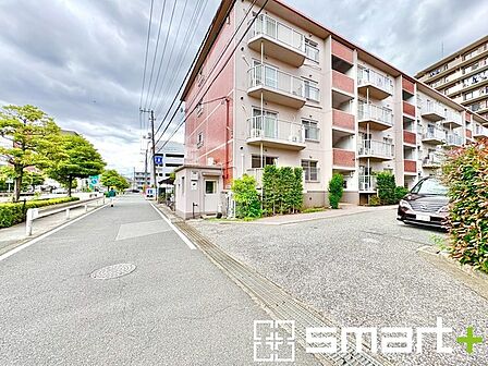 ~資金計画もお任せください~ ・ご見学はもちろん、住宅ローンなど資金面のご相談だけでもお気軽にどうぞ。 ・プロのアドバイザーがお客様にとって最適なプランをご提案させていただきます。