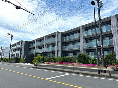 外観:2006年3月築総戸数48戸 外観:2006年3月築総戸数48戸