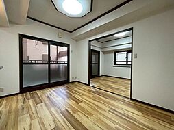 居間