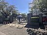 周辺：松戸市立河原塚小学校 徒歩5分。 400m