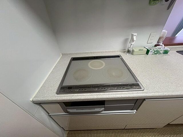 キッチン レピア高松 2階/-