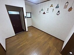 居間
