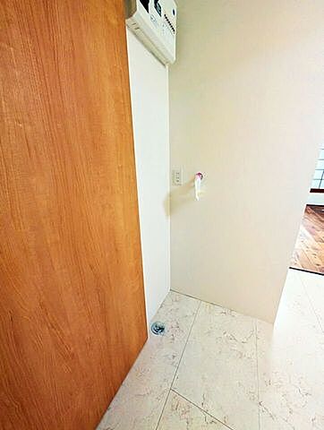 室内 板橋区弥生町