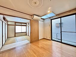 居間