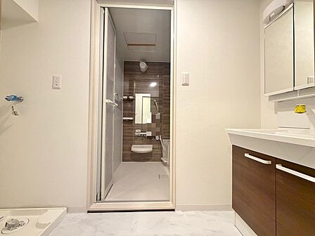 脱衣場
