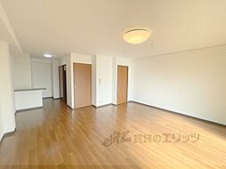 ブランチ613 110 1階ワンルームのリビング/ダイニング