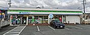 ファミリーマート松阪学園前店 890m