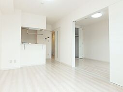 マエストロ斎宮 202 2階1LDKのリビング/ダイニング