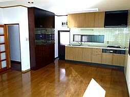 横井一戸建A 1階5LDKのリビング/ダイニング