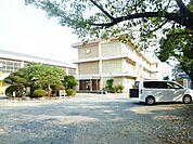 松阪市立殿町中学校 718m
