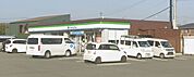 ファミリーマート嬉野中川店 418m