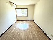 5.6帖の洋室