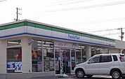ファミリーマート 750m