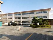 松阪市立中部中学校 2049m
