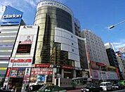 ビックカメラ渋谷東口店本館 徒歩13分。 1010m