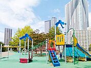 豊海運動公園 徒歩4分。 300m