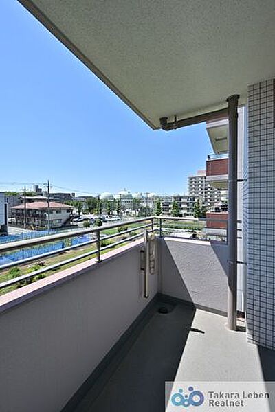 バルコニーを拡大表示