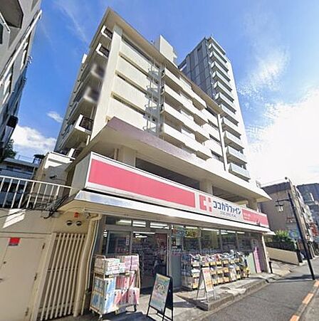 東京メトロ東西線【落合】駅徒歩3分の駅近マンション。1階に薬局、徒歩1分スーパーとお買物便利な立地◎