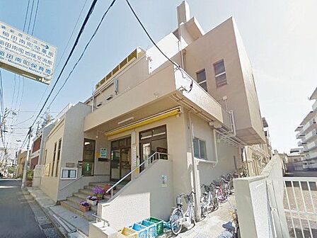 早稲田南町保育園 徒歩8分。 600m