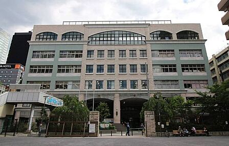 千代田区立昌平小学校 徒歩6分。 420m