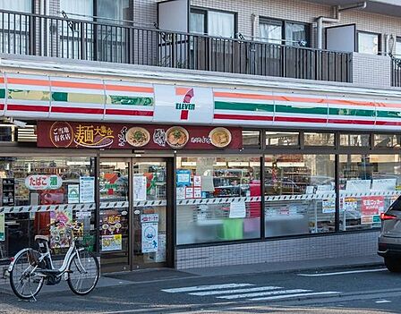 セブンイレブン杉並下高井戸5丁目店 徒歩3分。 200m