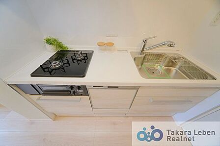 家事の手間が省ける食器洗浄機・浄水器付きのシステムキッチン