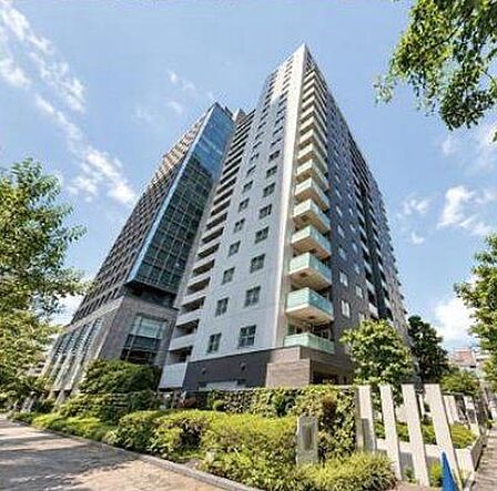 海岸アドレスの汐留高層マンション。オートロック・宅配ボックス完備、ペット飼育のご相談可能です。