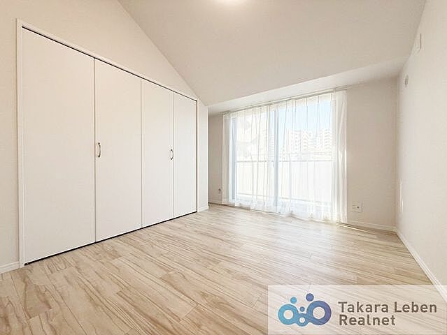 寝室 エバーグリーンパレス新宿 5階/502