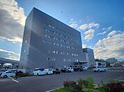 病院「社会医療法人恵和会帯広中央病院まで690m」