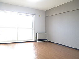 リベラル 1LDKの写真