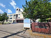 小学校「帯広市立光南小学校まで654m」