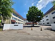 小学校「帯広市立柏小学校まで840m」