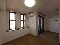 東京メトロ日比谷線 広尾駅 徒歩1分の賃貸マンション 11階ワンルームのリビング/ダイニング