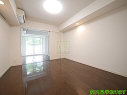 都営大江戸線 東新宿駅 徒歩4分の賃貸マンション 2階1DKのリビング/ダイニング