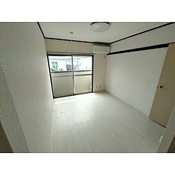 ザ・クレセント 207 2階1Kのリビング/ダイニング