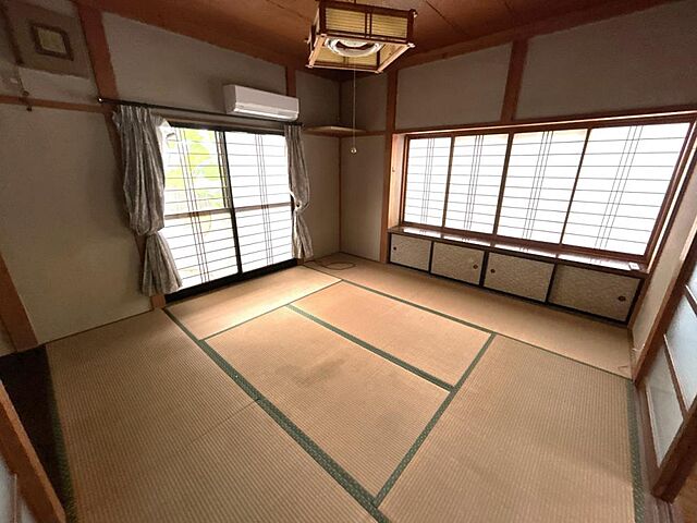 室内 加賀市大聖寺三ツ町リ25-7