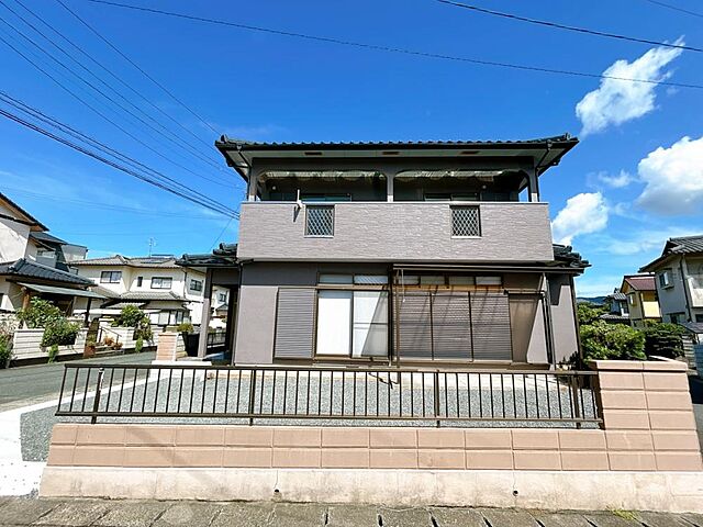 外観 山鹿市鹿校通3丁目12-1