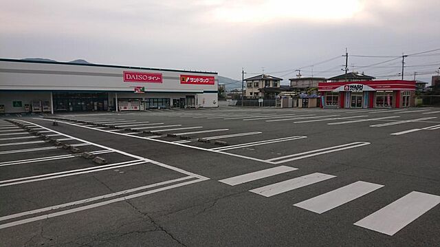 周辺 山鹿市鹿校通1丁目14-40