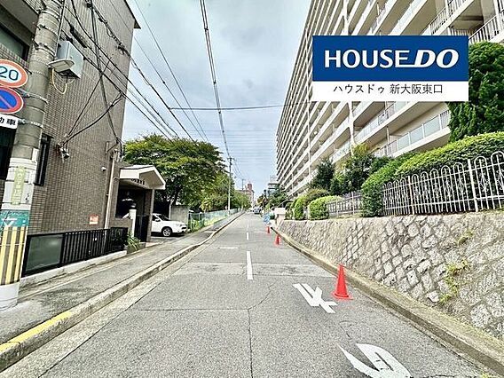 前面道路は交通...