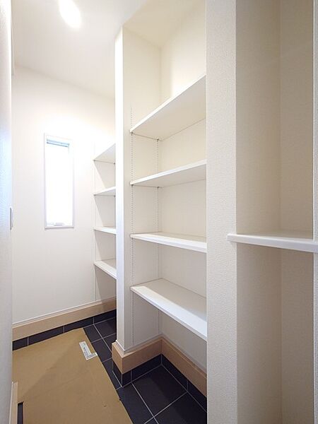 玄関を拡大表示