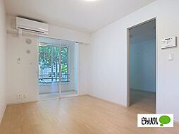 シャルマン 101 1階1LDKのリビング/ダイニング