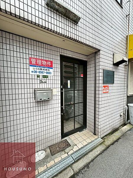 建物エントランス