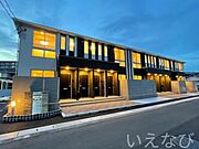 外観写真（夜）